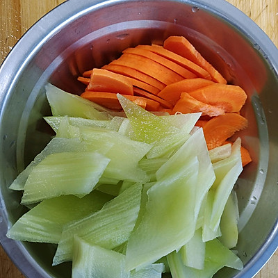 我心中的冬日限定 双笋炒鸡脯