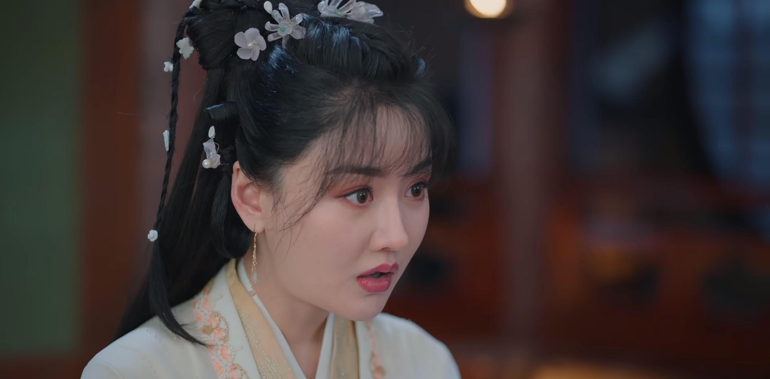 黄馨瑶这是怎么了?