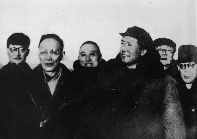 黄炎培:中国职业教育之父,曾与毛主席“窑洞对”彻夜长谈的诤友