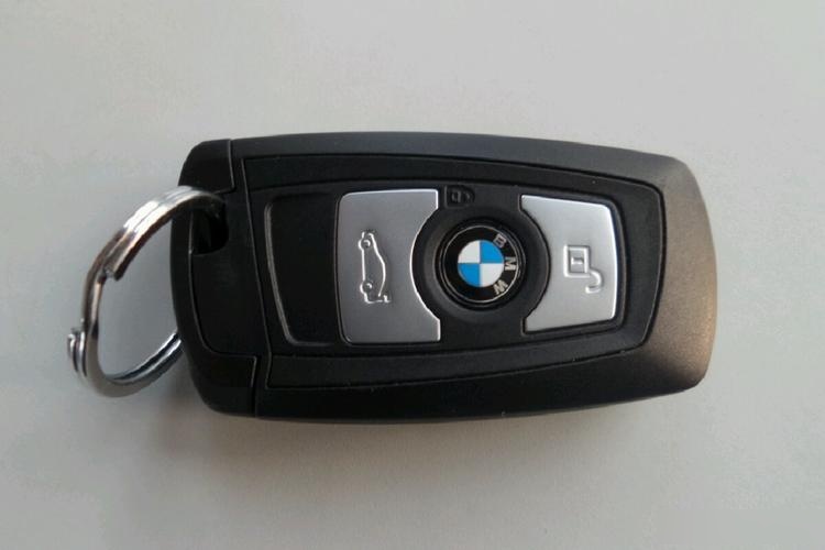 宝马3系nfc卡片钥匙怎么激活