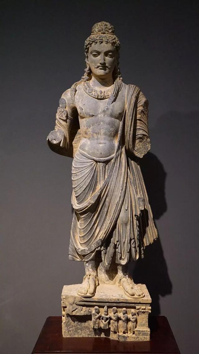 丝路瑰宝:犍陀罗佛教艺术(一组精美的佛教造像)