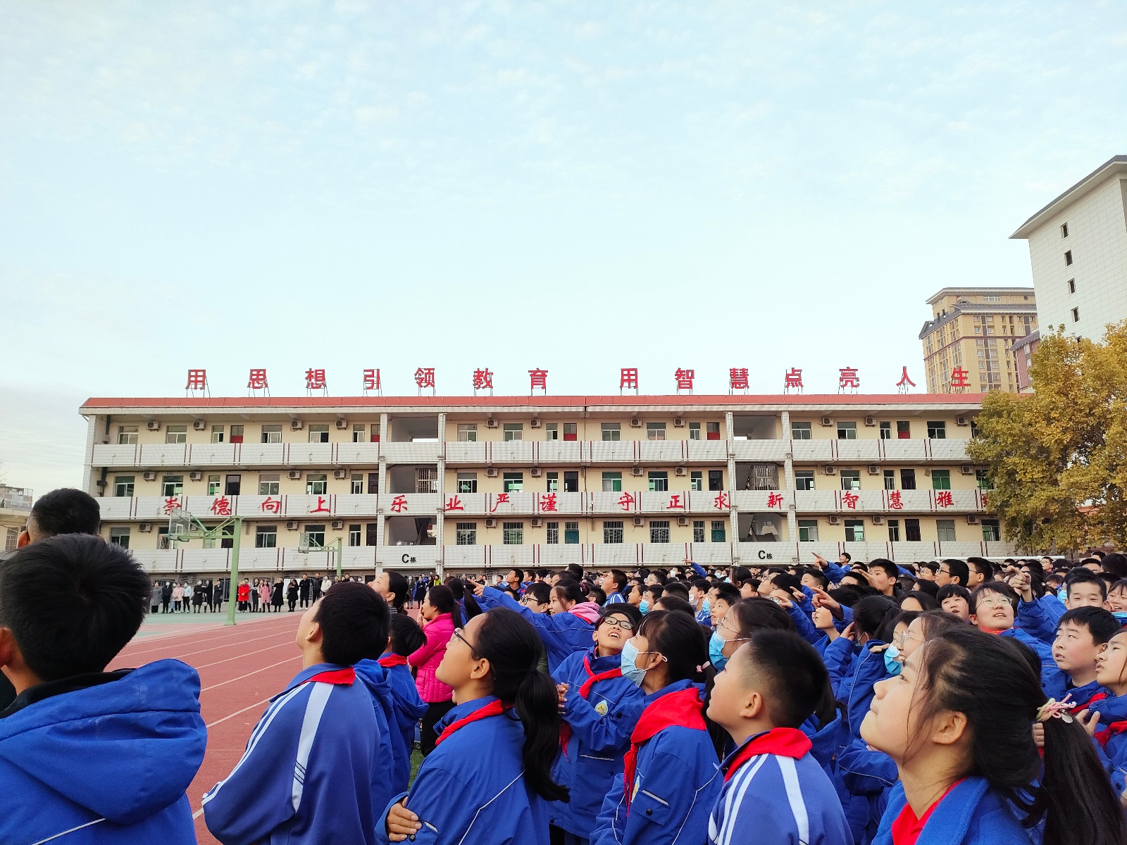 临潼骊山中学图片