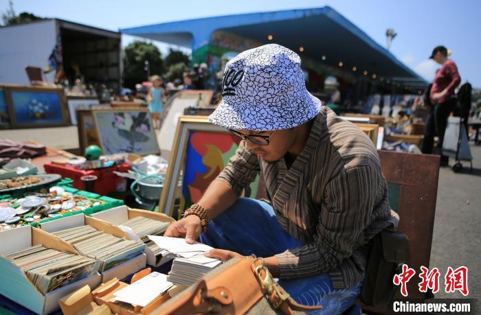 "95后"小伙武楷斯:想一辈子"收破烂"