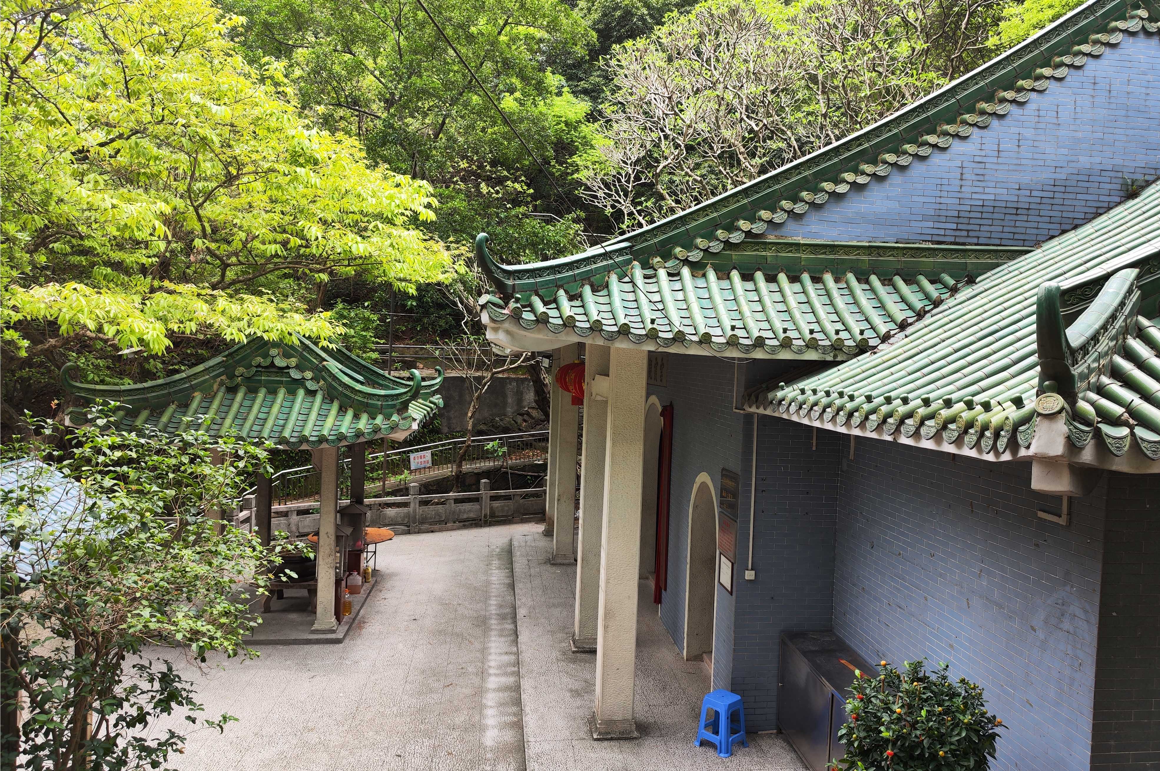 大岗十八罗汉山,溯源十八罗汉石,寻根最正宗的仙庙烧鸡