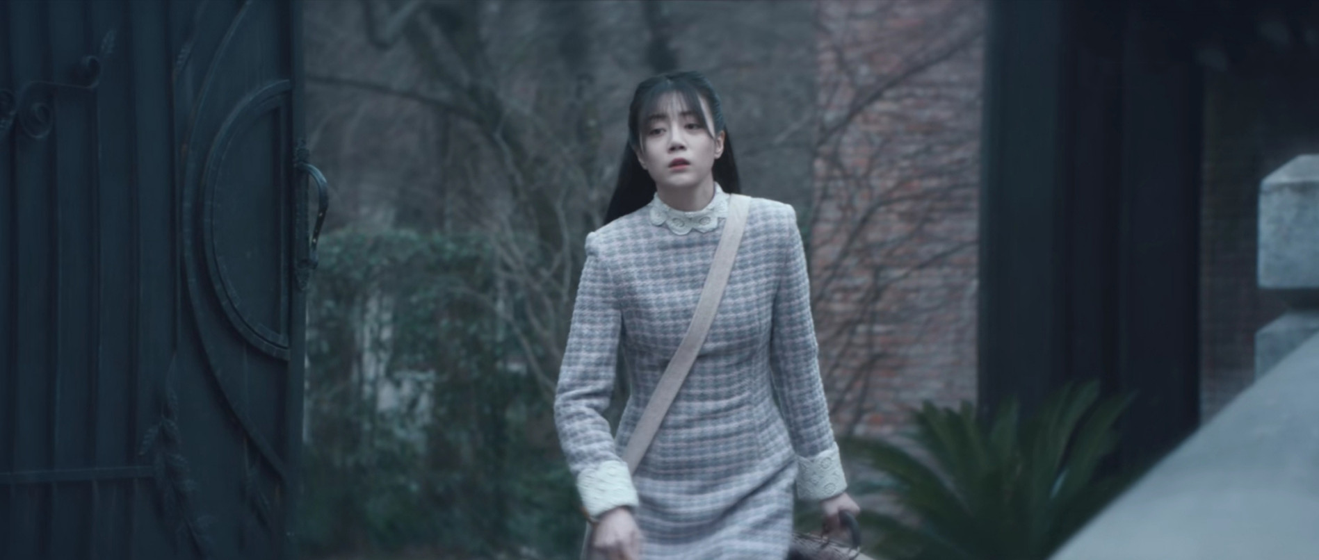 《瞄准》不能怪秦紫舒17岁早恋,只怪池铁城哄骗少女手段了得