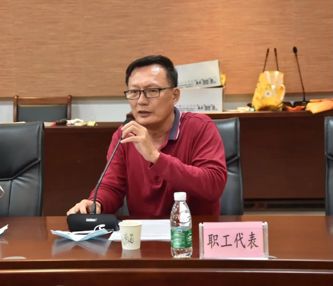 陆志远带队到万宁开展兴隆华侨农场职工社保遗留问题专题调研