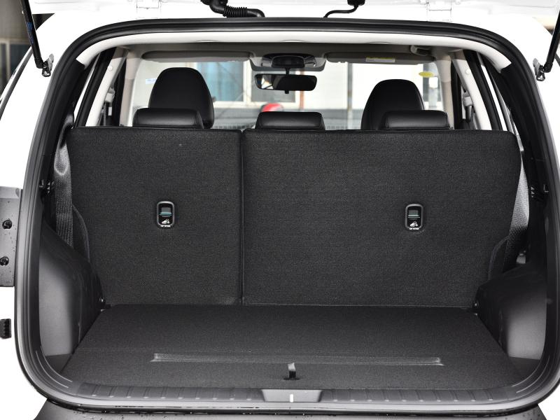 现代途胜后备箱盖内室板拆车件