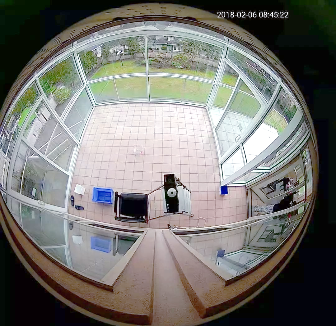 v380灯泡全景摄像头不仅支持wifi连接,实现便捷的手机端监控,更在安装