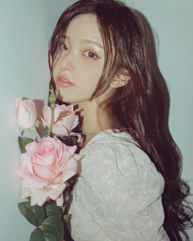 女友感十足!韩国正妹金娜熙:侧脸超美!