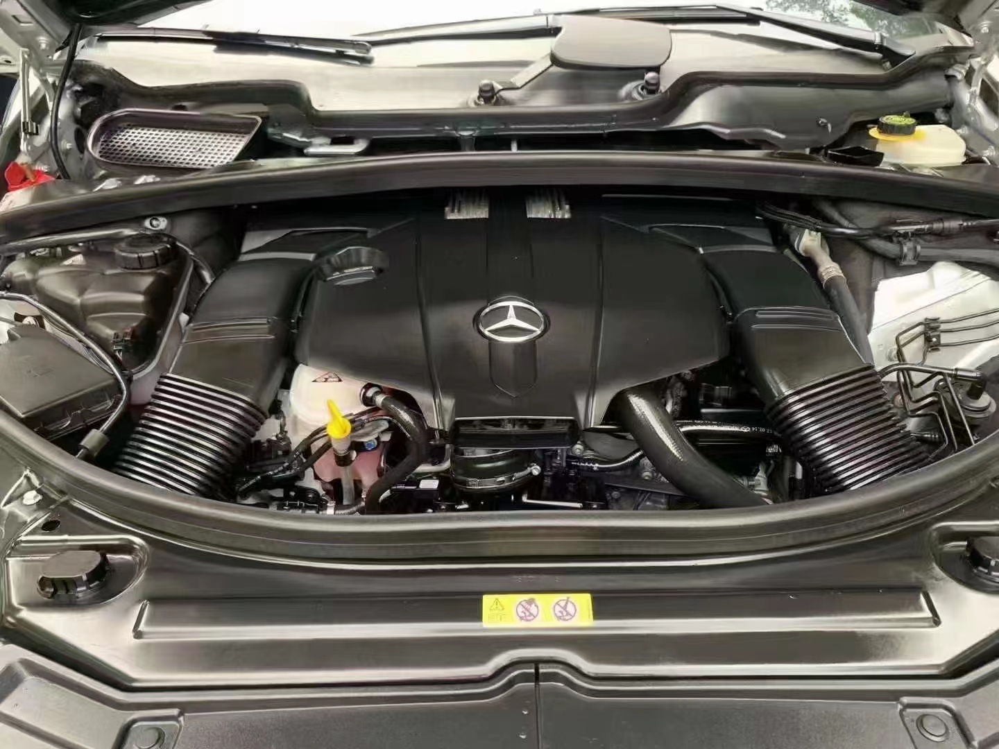 17年奔驰r400全款11.8万,德系车型中唯一一款豪华mpv车型