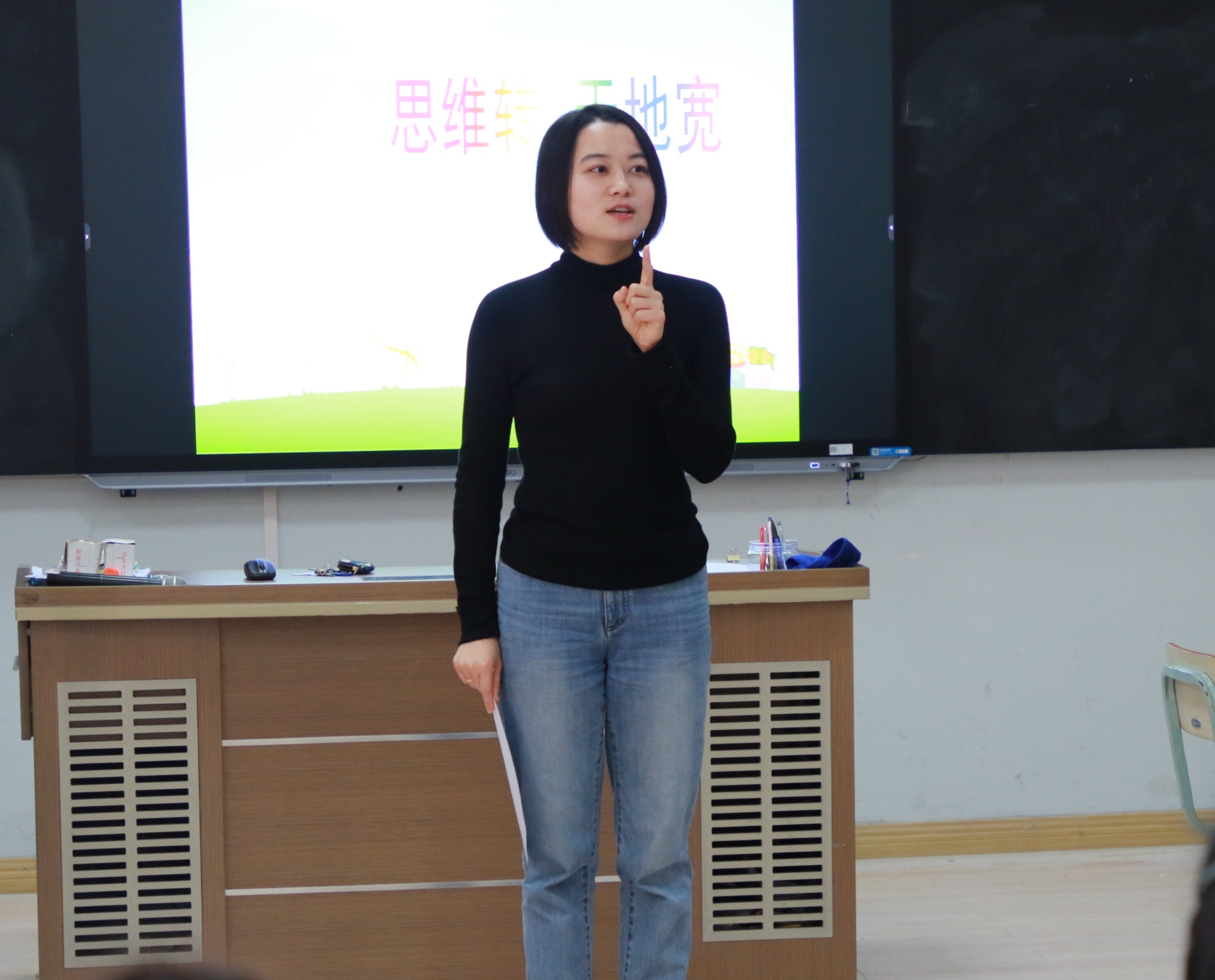 做照进孩子心灵的那束光 ——记崇明中学心理教师吴冬辰