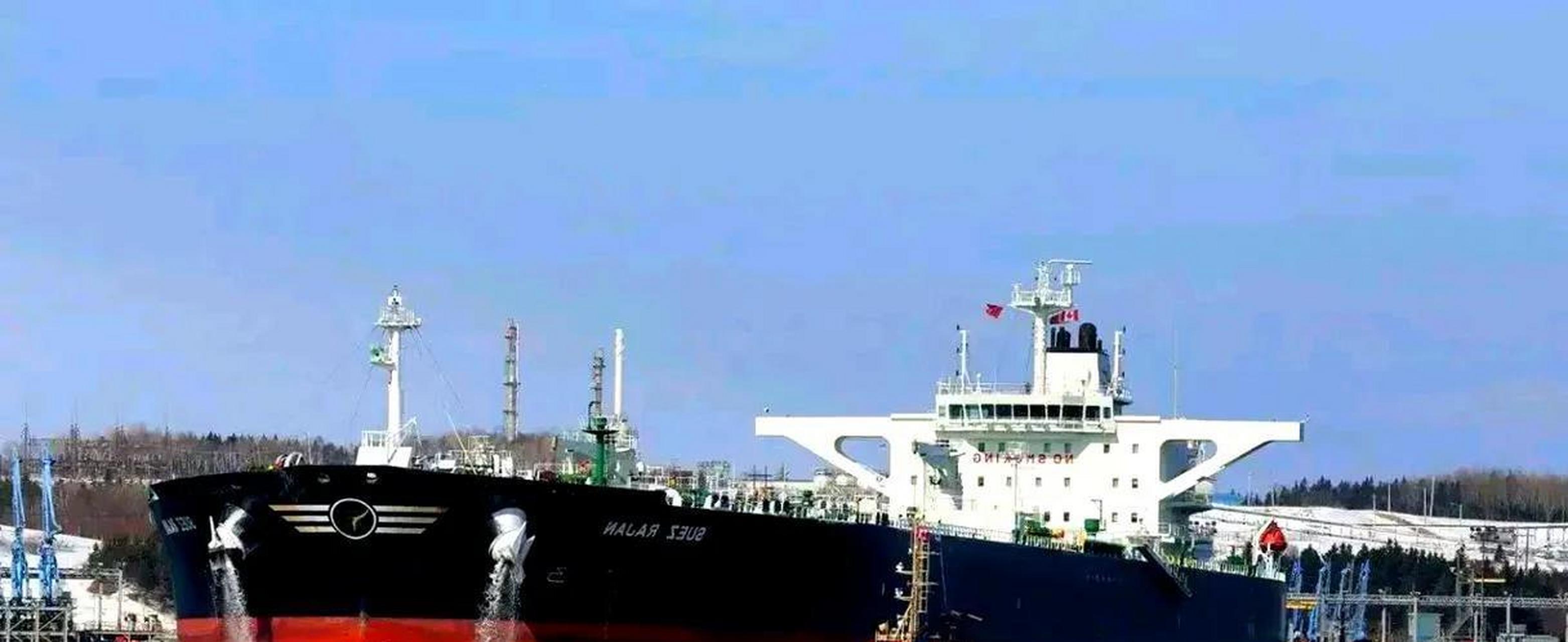 2021年4月30日,一艘从伊朗驶往中国运载15万吨石油的油轮,在驶经