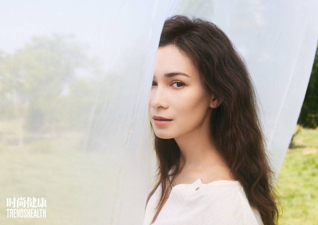 封面人物|卢靖姗,人生不做预设,自在生长