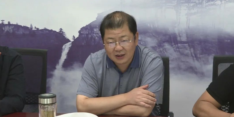 蒋刚到我县督战脱贫攻坚工作