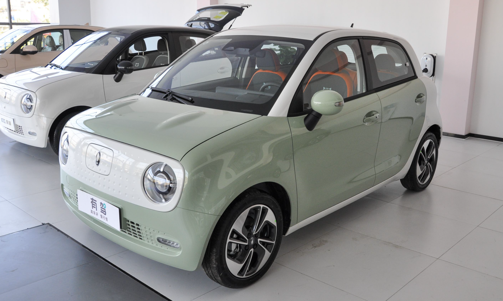 新车|欧拉黑猫五款车型上市,补贴后售6.98万元起