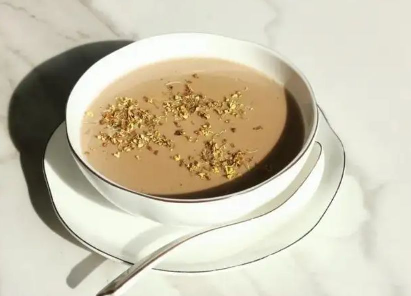 莫沫姜撞奶家常做法 在家轻松自制