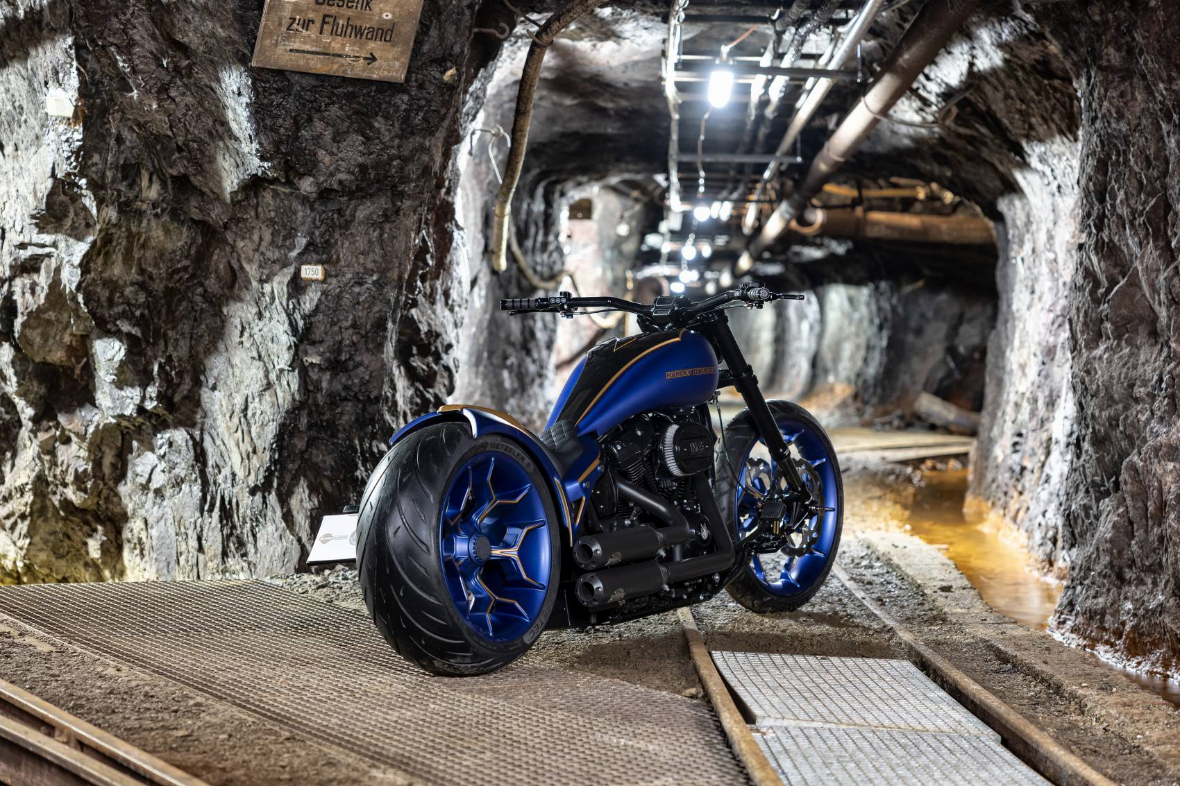 蓝色奇迹哈雷突破者breakout改装欣赏