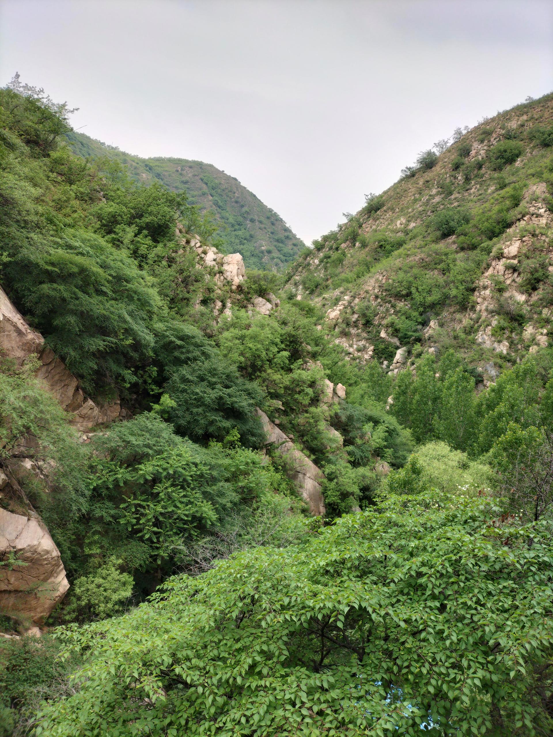 山西运城九龙山风景区图片