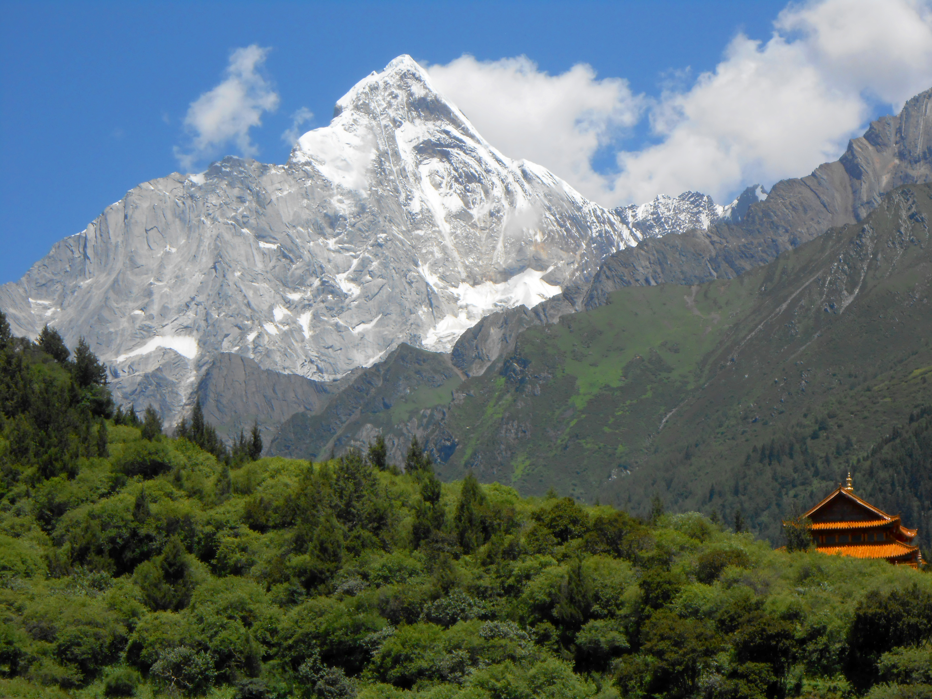 四川雪山景点有哪些图片