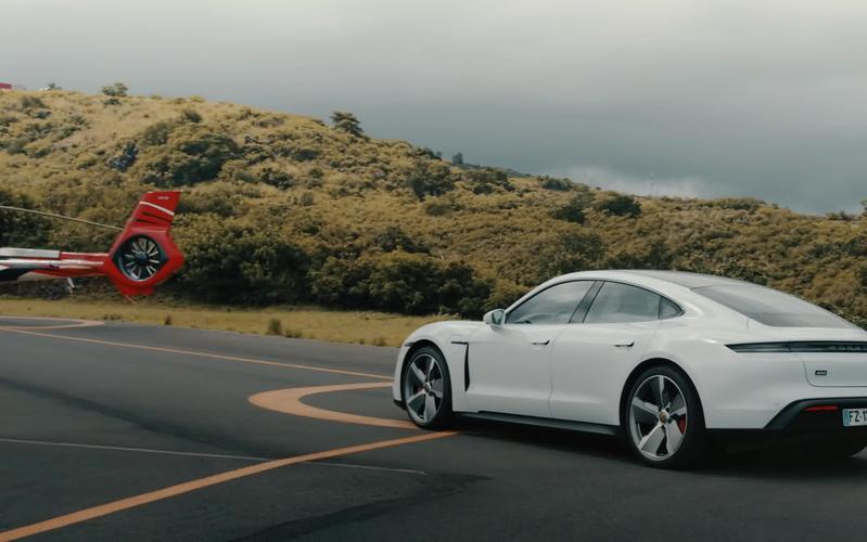 保时捷taycan三腔式空气悬挂解析