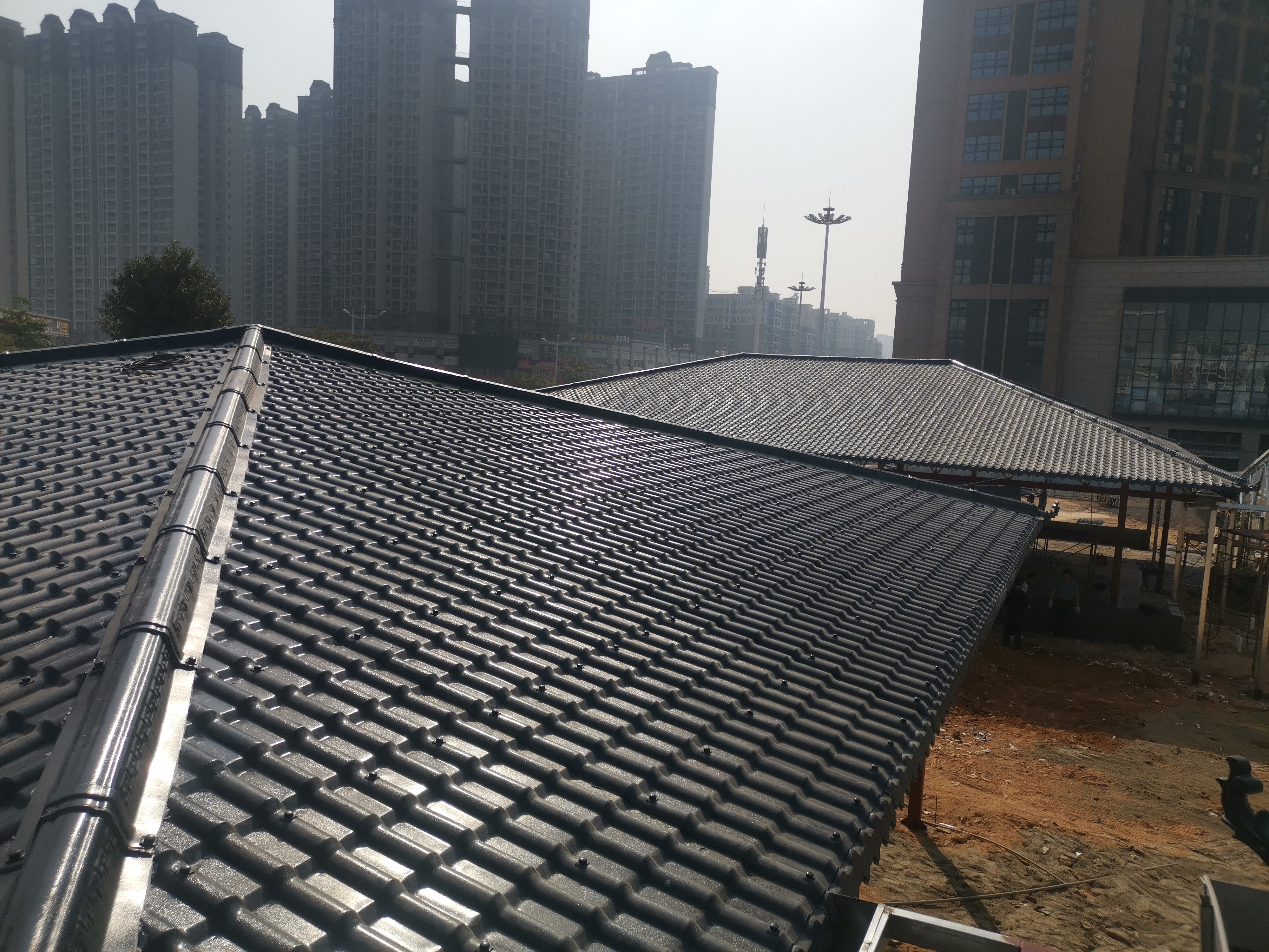 pvc瓦能承受多高的温度