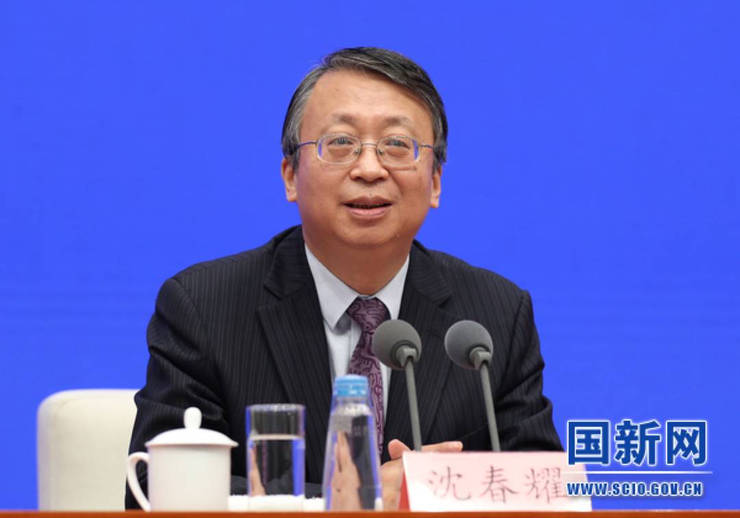 全国人大常委会法工委主任沈春耀:香港国安法不取代特别行政区自行