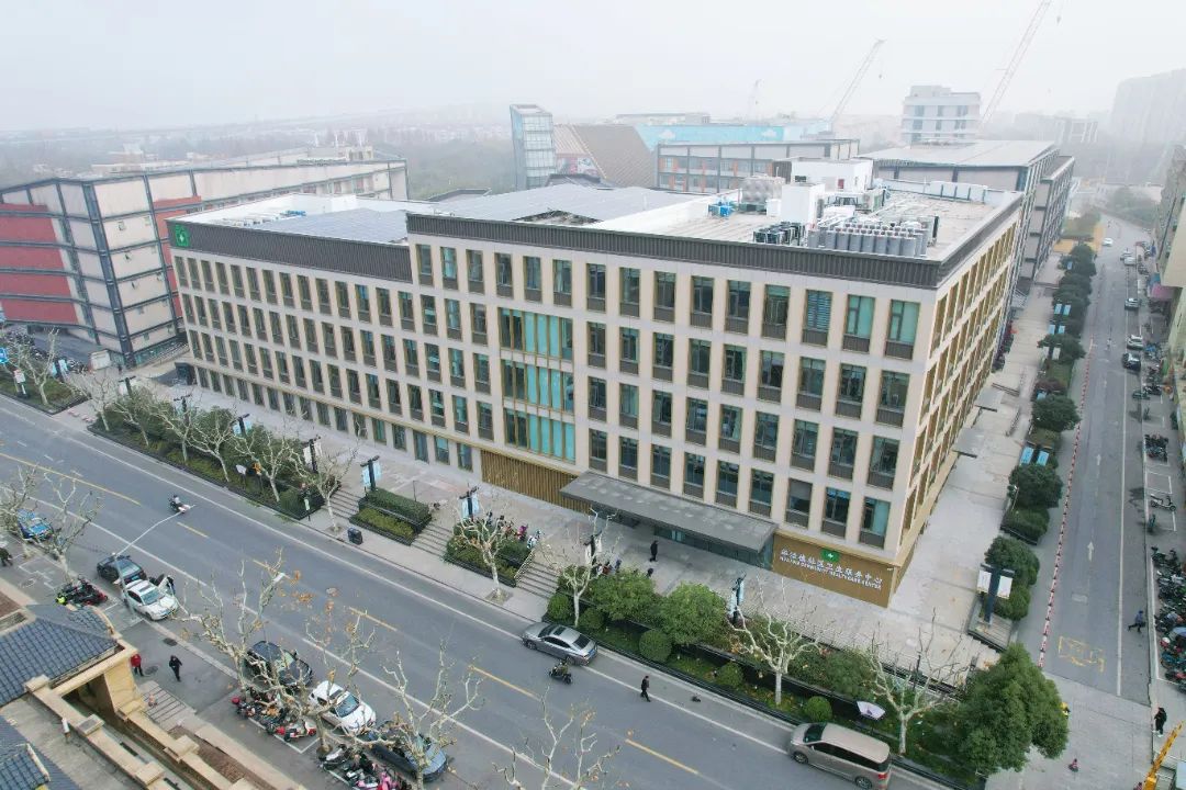徐汇区华泾镇社区卫生服务中心新址启用,全面开诊!