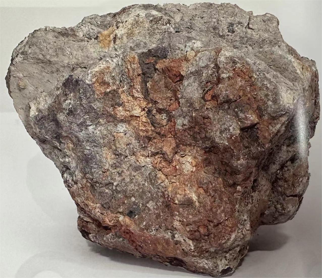 黄龙山——金黄段泥