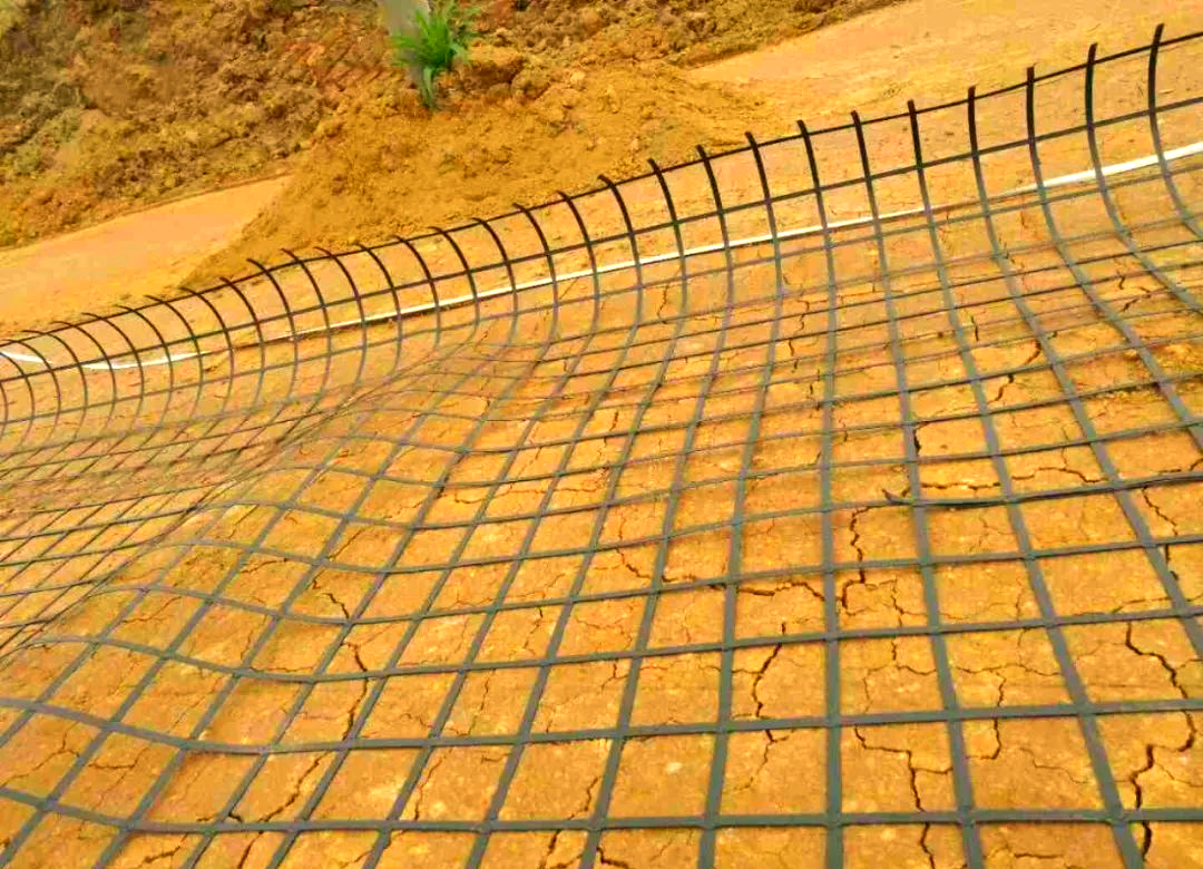 钢塑土工格栅的详细介绍与应用
