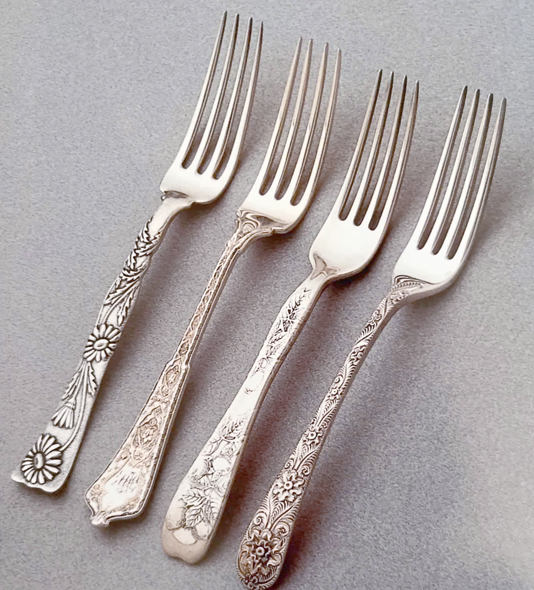 纯银餐具功能全面解析:个人用餐具之众多叉子篇