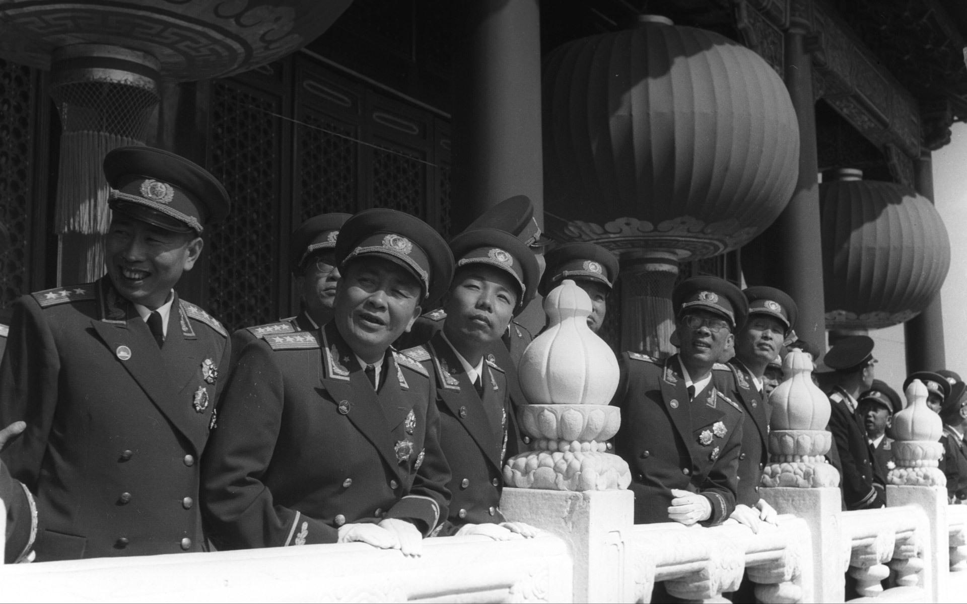 彭总落难时,开国少将李钟奇扇了他2巴掌!晚年回忆:后悔一辈子