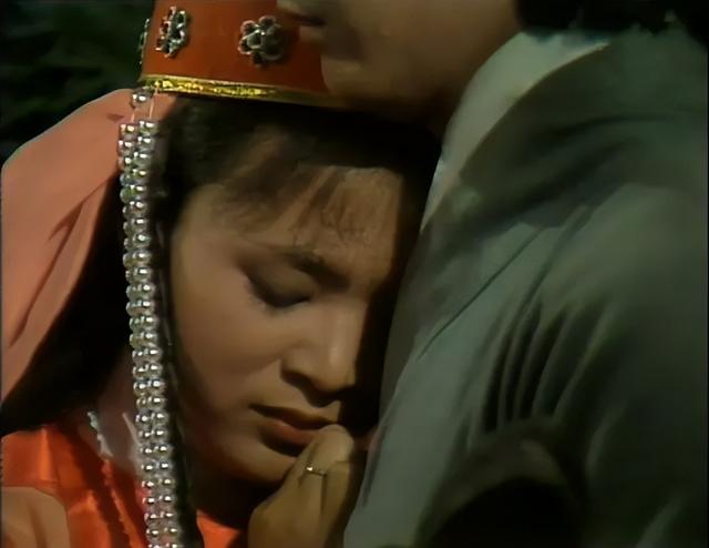 11版小昭对比:个个是颜值逆天的女神,谁演真丫鬟,谁惊艳一代人