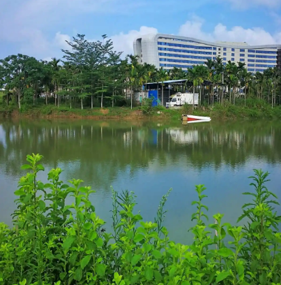 作家在线|刘兴荣:全县劳动模范免费体检情满满