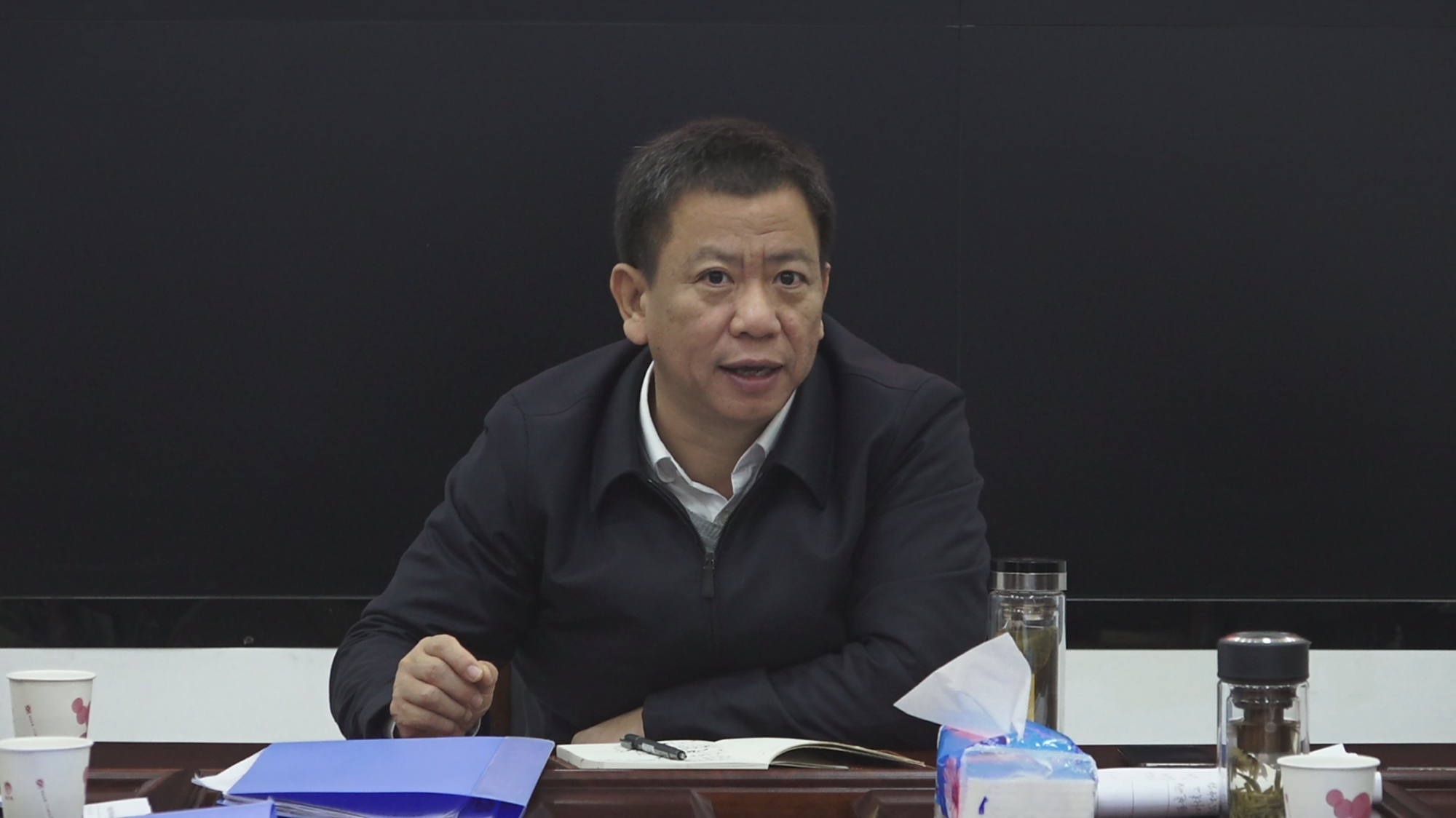 彭生智到鹿峰街道调研信访维稳工作:层层压实责任 依法依规解决信访