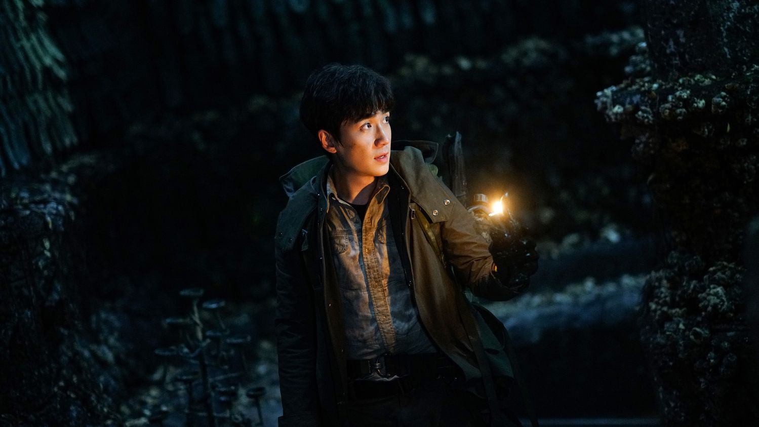 「消息」《重启之极海听雷》吴邪持续上线 朱一龙用细节为角色增添