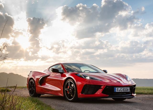 豪车美图|2021科尔维特 stingray,这个"五菱"的车标好看点