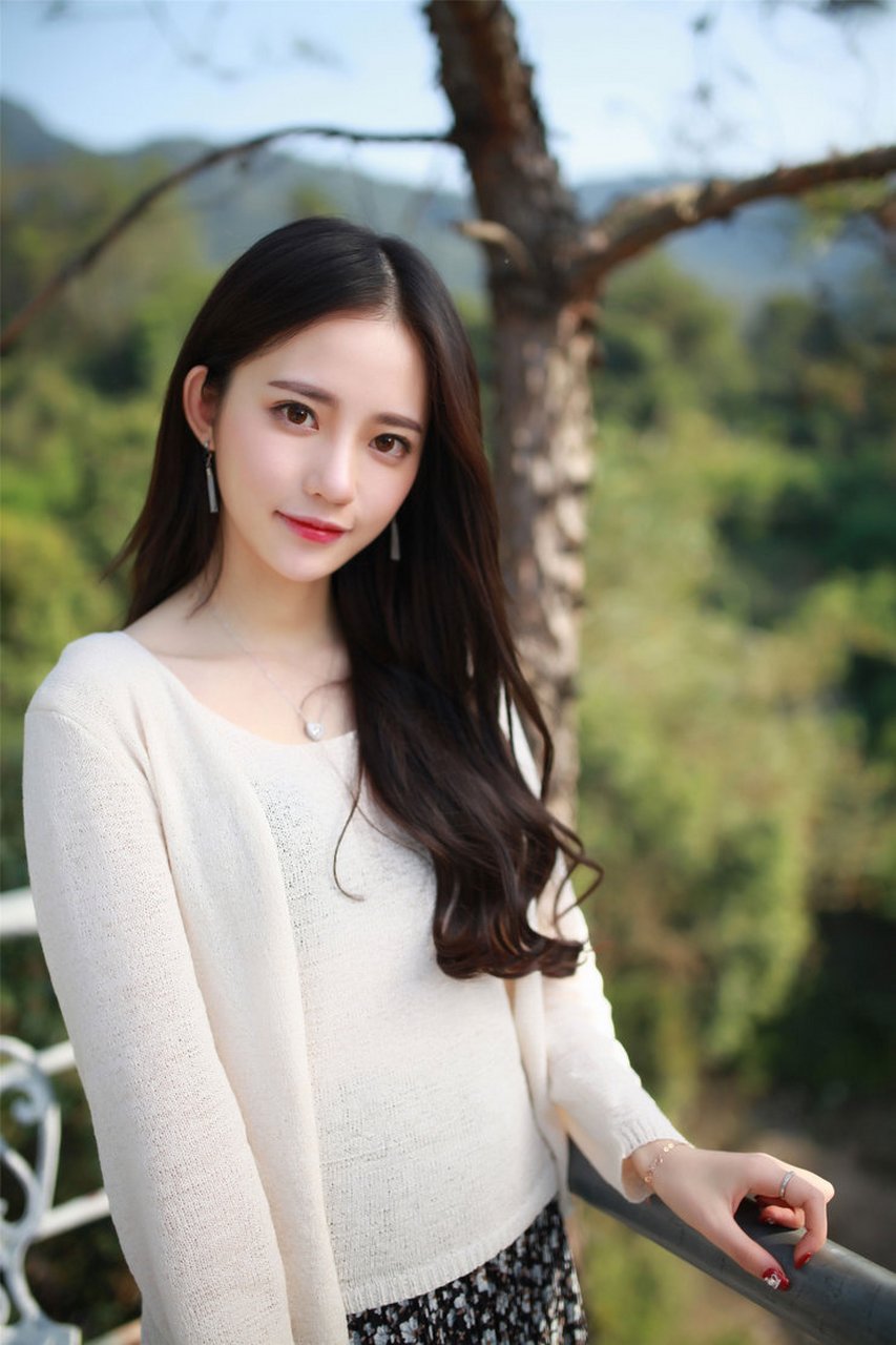 气场不够强?来这里get气质提升秘诀! 提高气质是一个长期的过程,需要