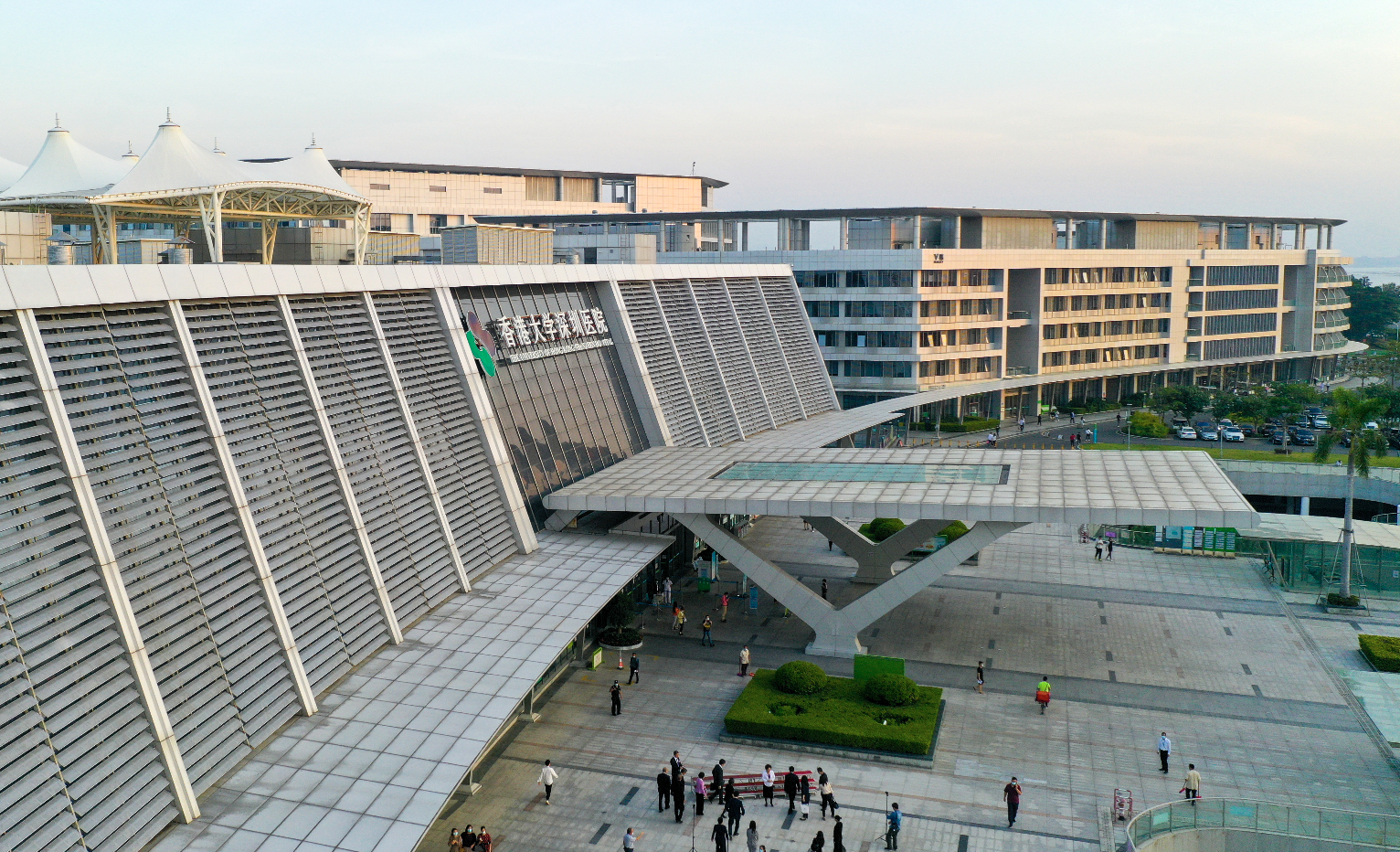 香港大学深圳医院电话图片