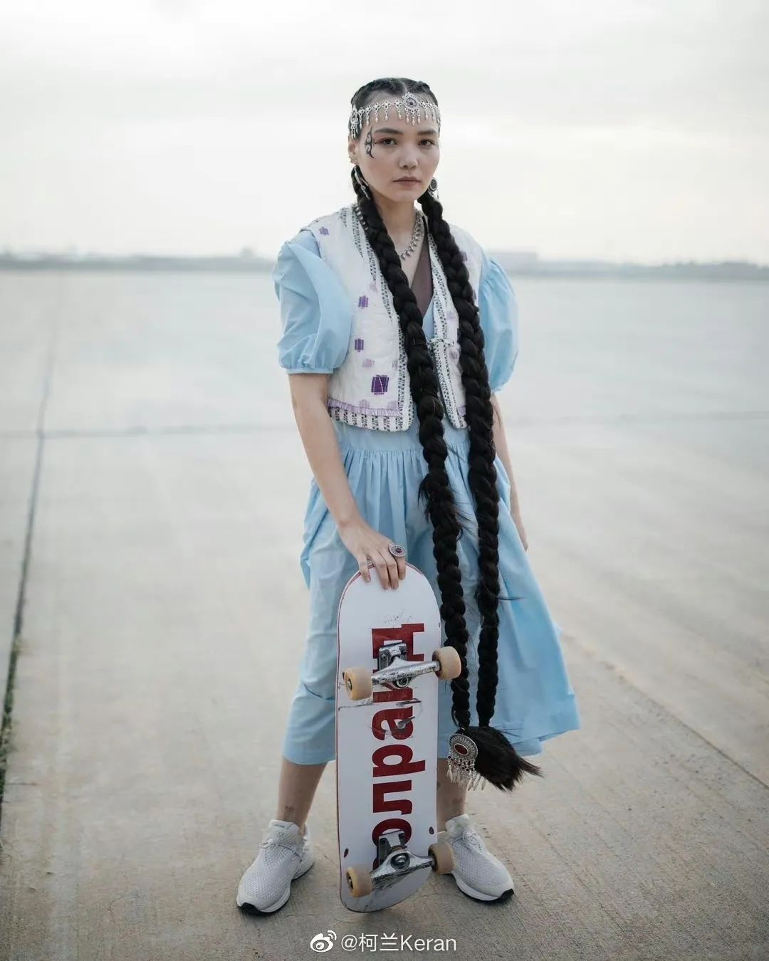 看看哈萨克族传统服饰ootd
