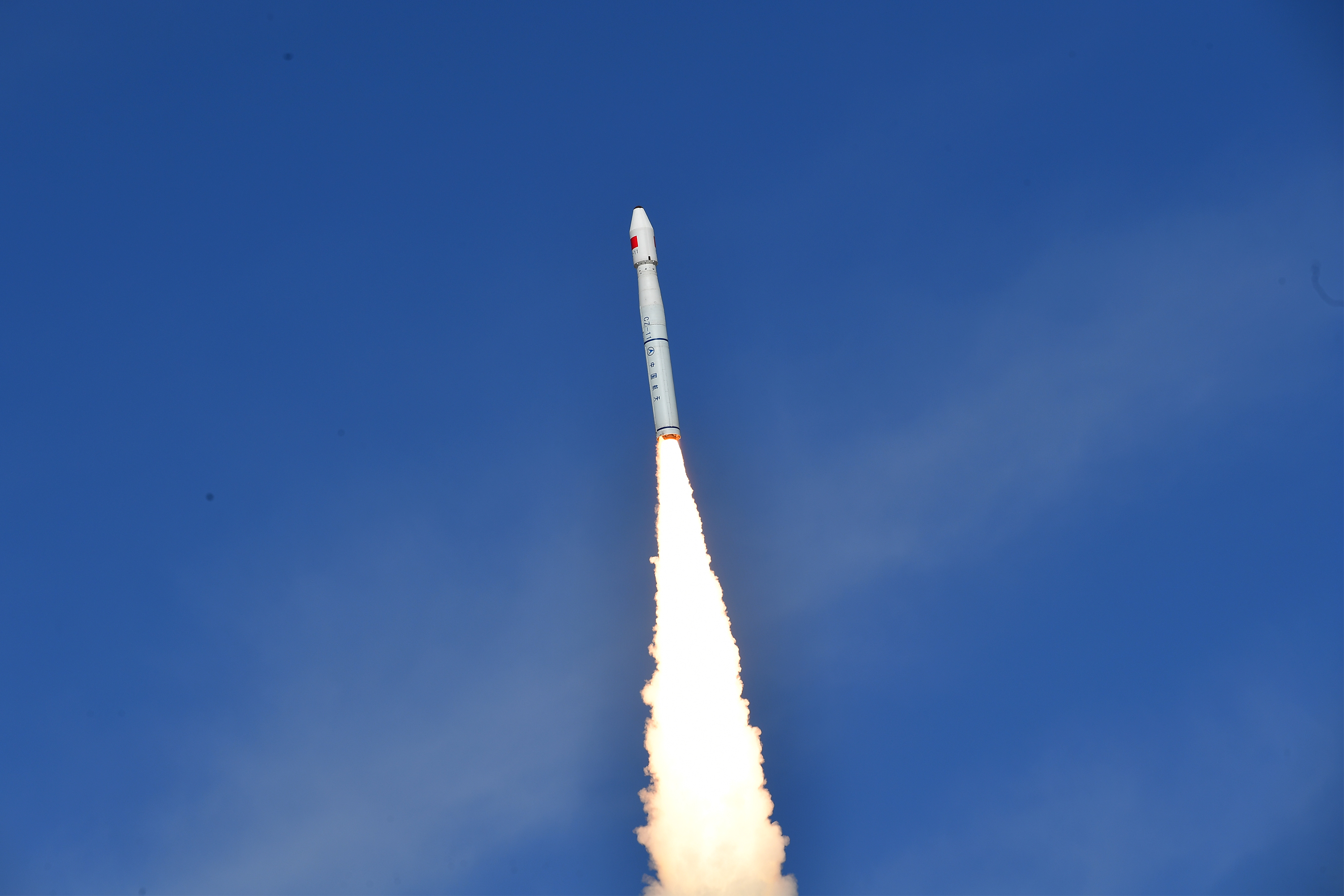 一箭三星!长征十一号运载火箭2022年首次发射告捷