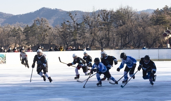 冰上蓓蕾 璀璨绽放