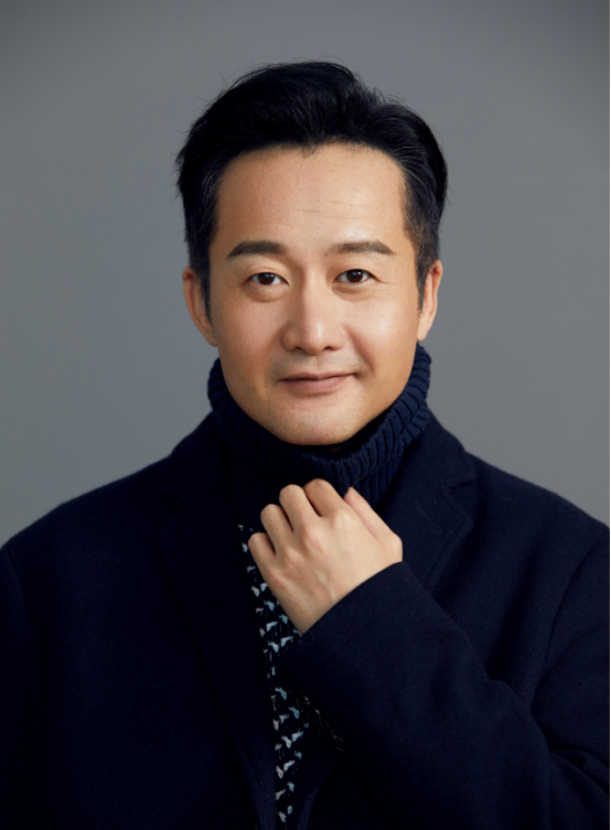 岳旸:29岁入行苦熬18年,终靠小人物出名,孔笙和王凯是贵人