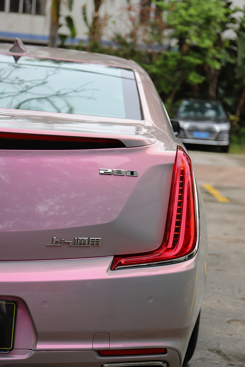 黛尔丝丹妮改色膜 凯迪拉克xts梦幻火山灰案例