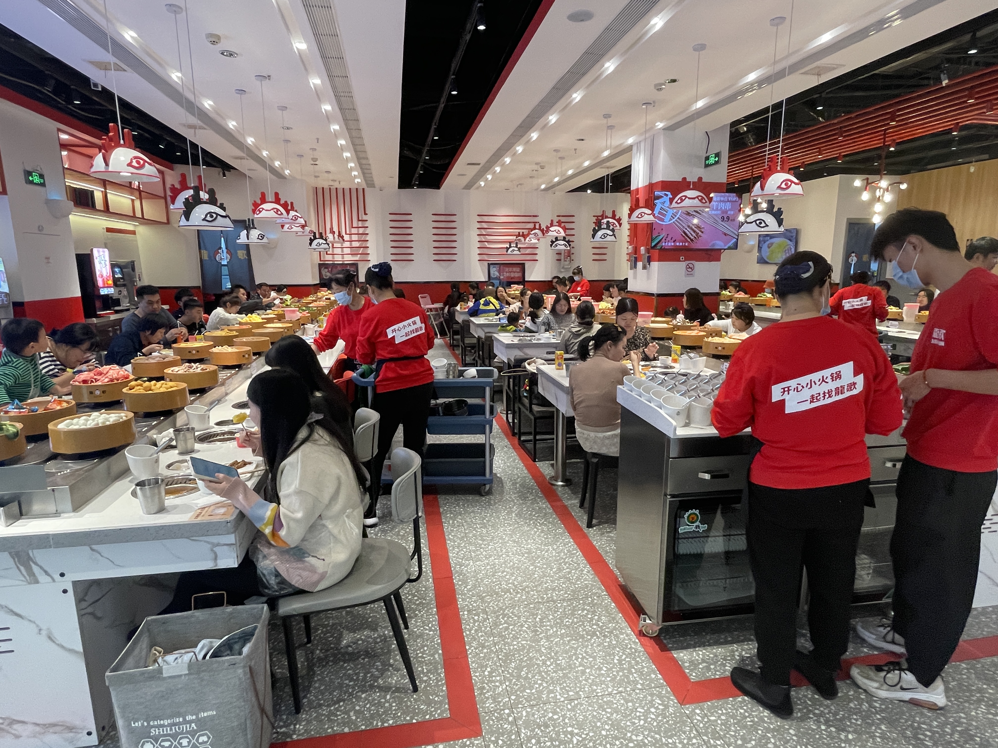 为什么说旋转小火锅适合餐饮初创人?