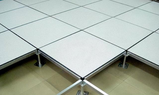 你一定要知道如何挑选机房防静电地板的小技巧?