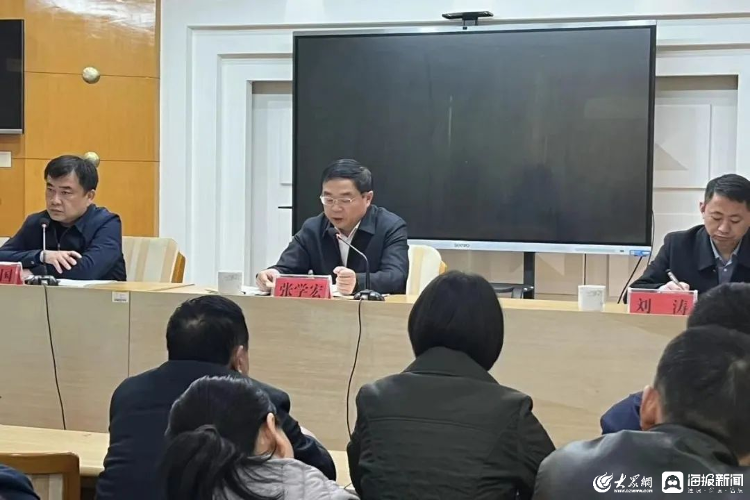 冠县县委书记张学宏到县自然资源和规划局开展全面从严治党主体责任