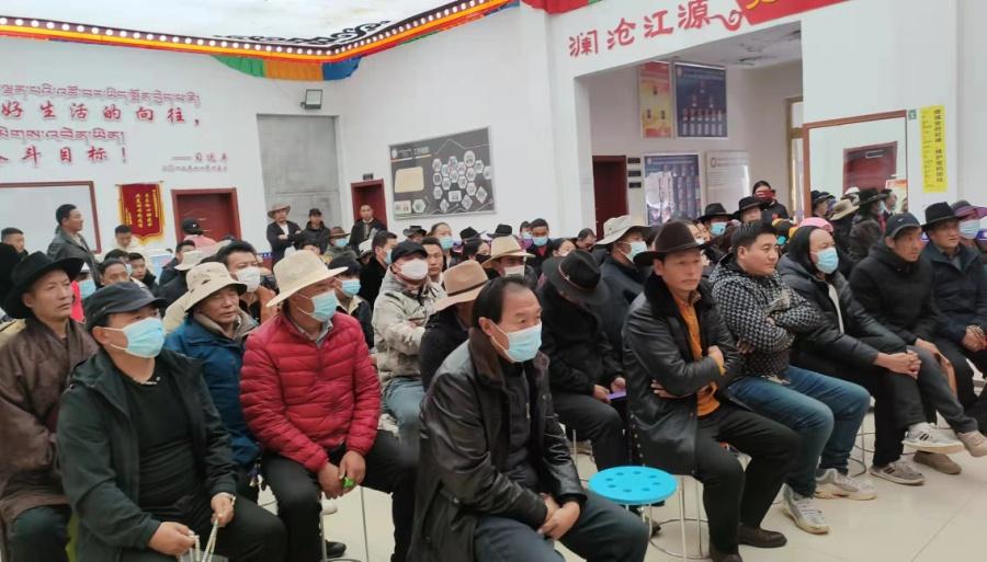 杂多县公安局昂赛乡派出所联合温北,温南社区开展虫草采挖前期安全