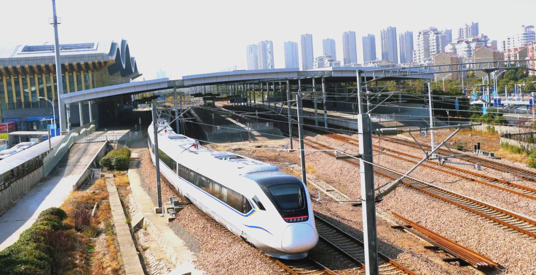 上海金山铁路列车时刻调整,新桥春申停站优化