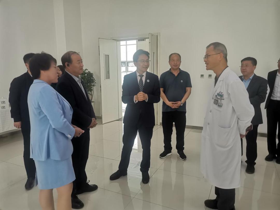 省文旅集团董事长石培文考察武威重离子中心颐养康养项目