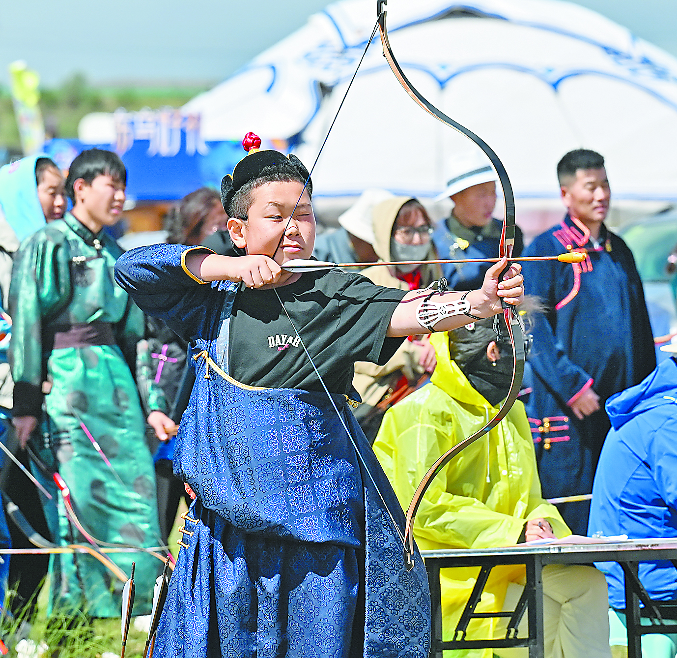 来草原看"套马的汉子",那达慕大会正热闹